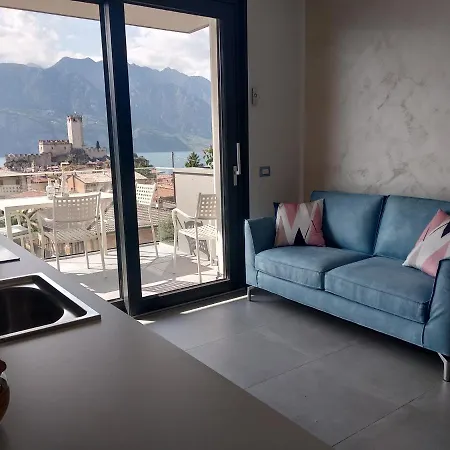 Apartment Blue Sky Garda - Zaffiro