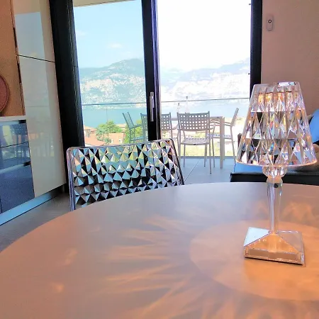 Apartment Blue Sky Garda - Zaffiro *